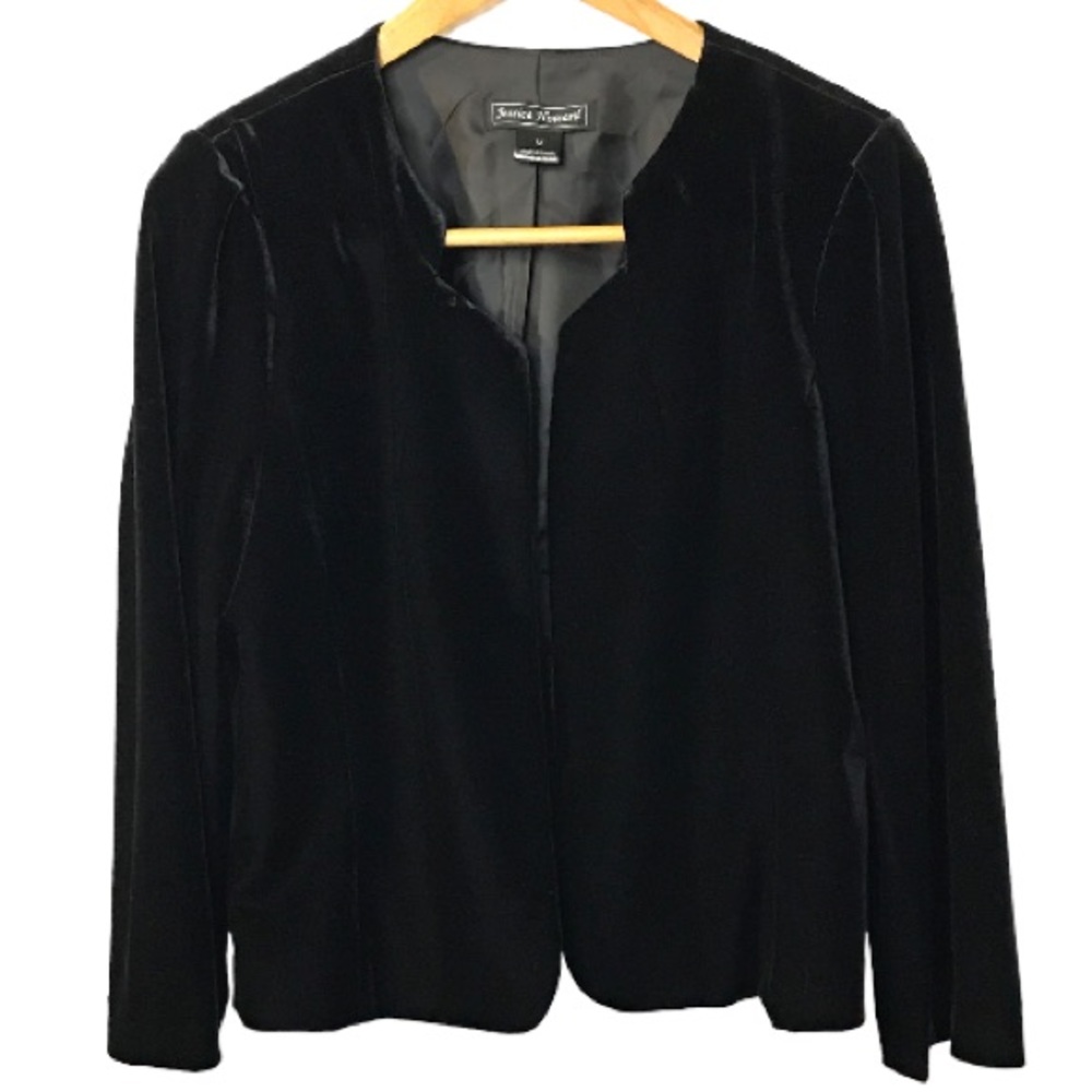 Black Elegant Crushed Velvet Blazer by Jessica Howard Size 12